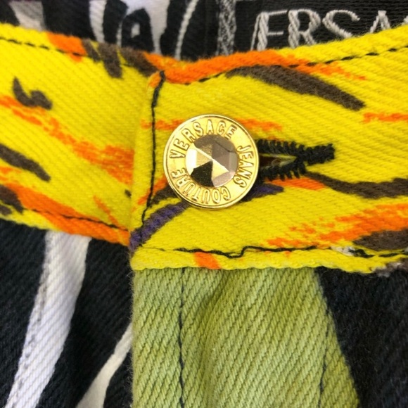 VERSACE COUTURE VINTAGE 1990s JEANS NEW YORK POP ART DESIGN SIZE 30 - Picture 15 of 16